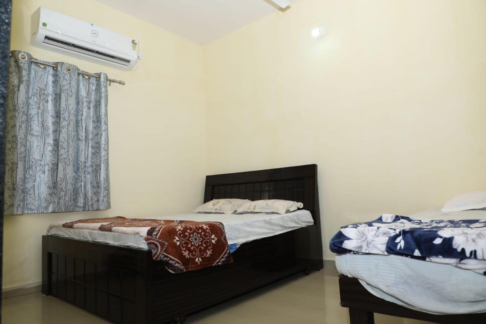 Aradhya Prime Home Stay Garudeshwar Exterior foto