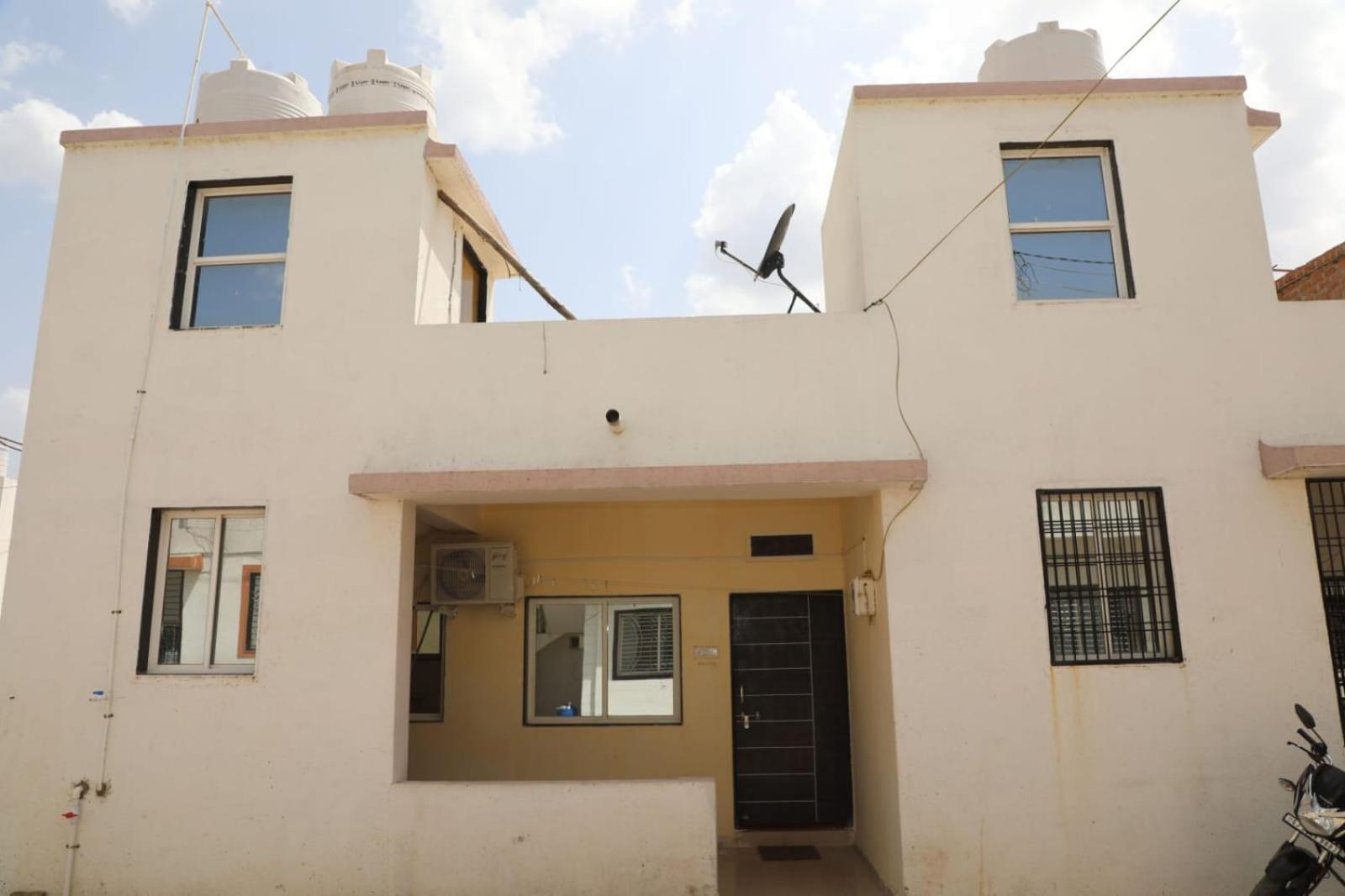 Aradhya Prime Home Stay Garudeshwar Exterior foto