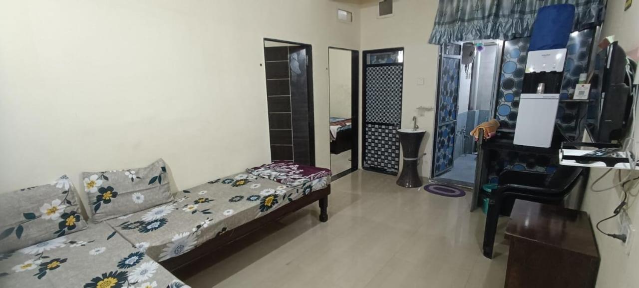 Aradhya Prime Home Stay Garudeshwar Exterior foto